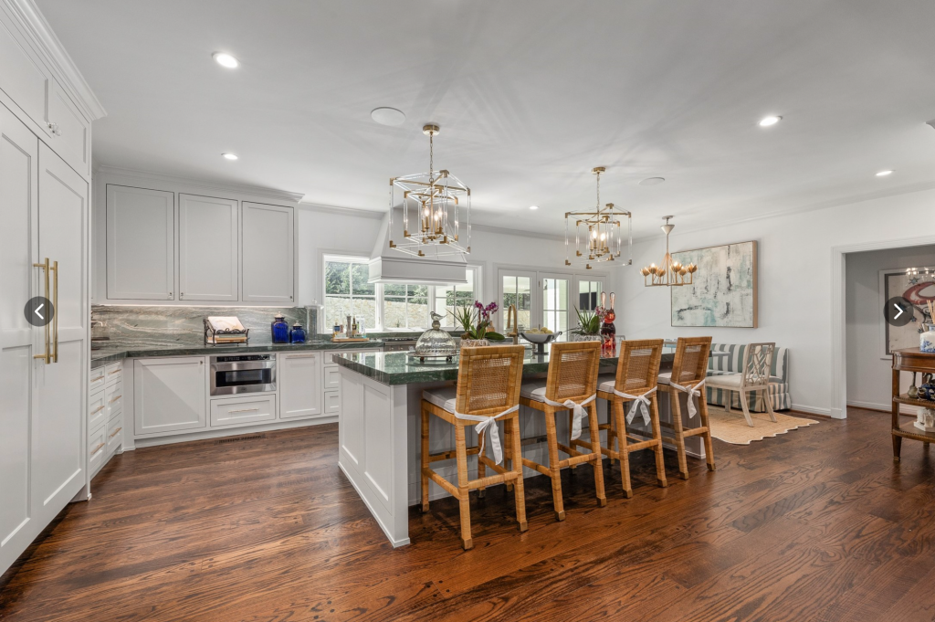 Burt Ladner Kitchen
